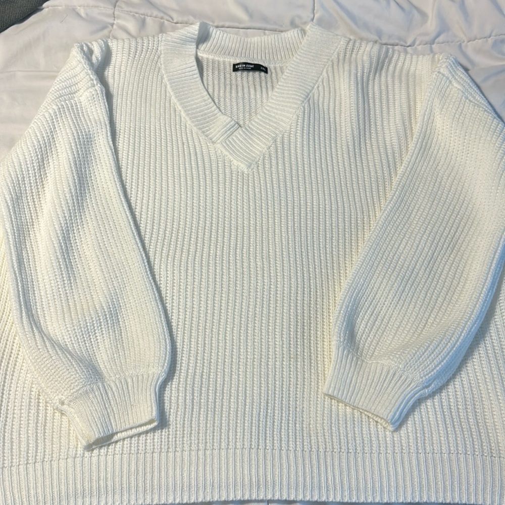WHITE knitted sweater SHEIN